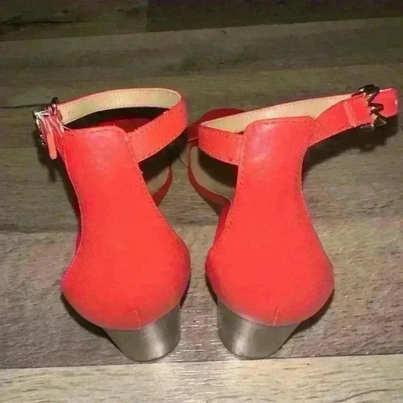 NWOT Michael Kors Fiona wedge ORANGE ankle strap size 7.5 M - Picture 8 of 8